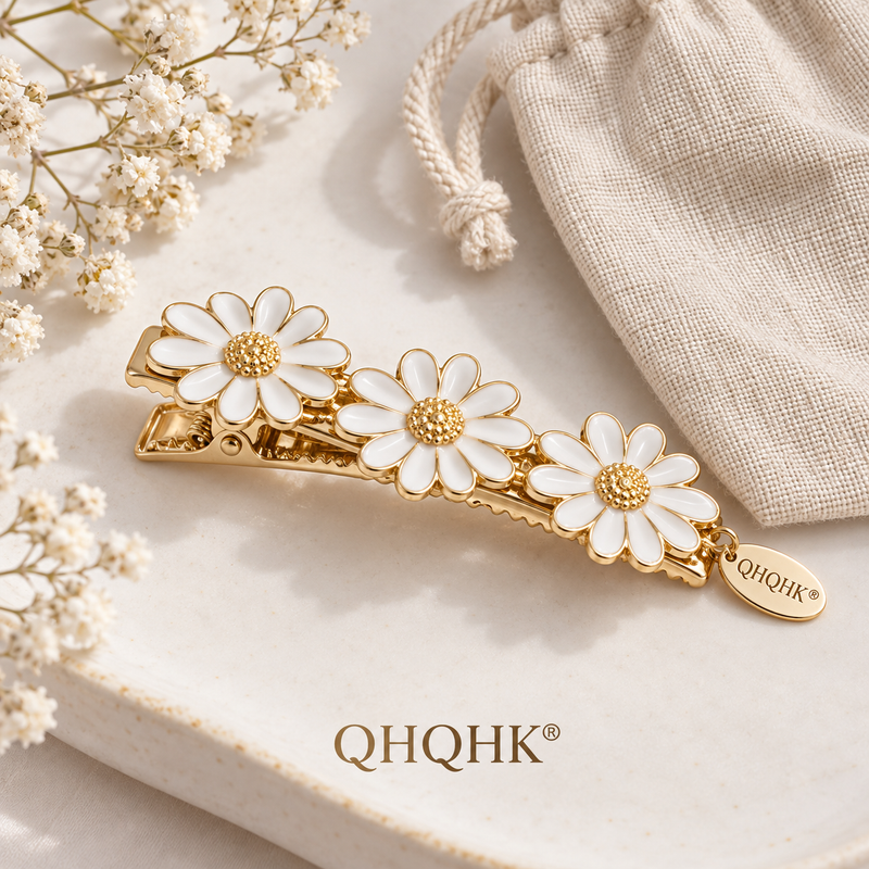 QHQHK® Daisy Enamel Hair Clip in White - Styled flat lay