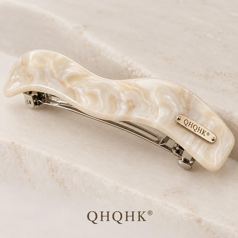 QHQHK® Marble Wave Hair Clip in Ivory - Material detail